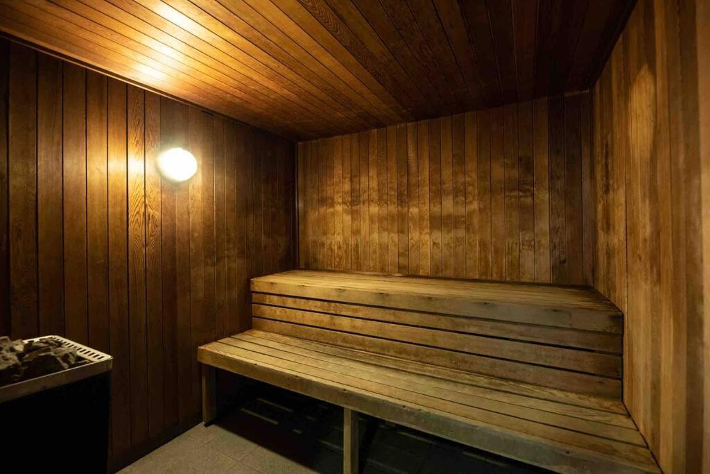 City Apartment, Pool & Carpark Adelaide Exterior foto