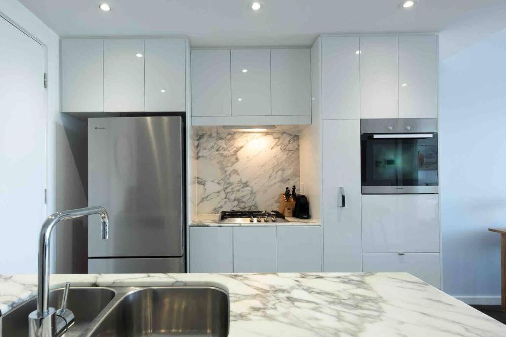 City Apartment, Pool & Carpark Adelaide Exterior foto